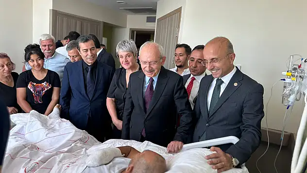 Kılıçdaroğlu, Bahadır'ı Ziyaret Etti