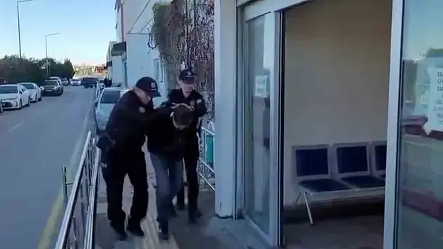 Kendisine saldıran komşusunu vurdu!