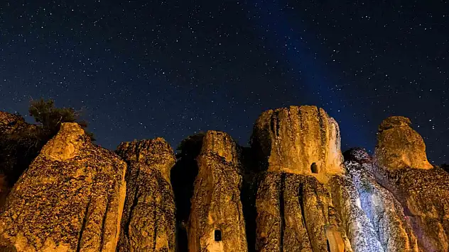 Kral Yolu üzerindeki antik kentte gece fotoğrafçılığı mesaisi