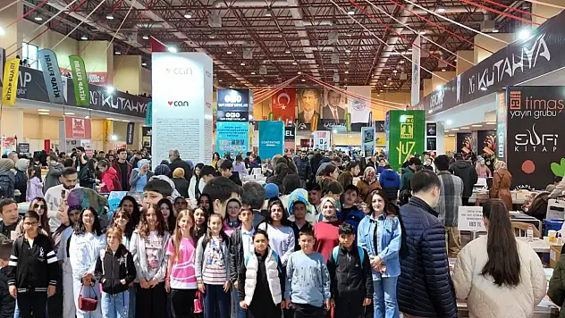 Kitap Fuarı'na ilçelerden yoğun ilgi!