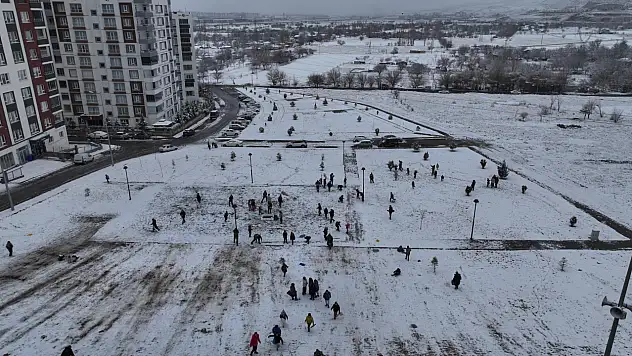 Kocasinan Belediyesi'nden karla mücadelede 24 saatlik mesai...