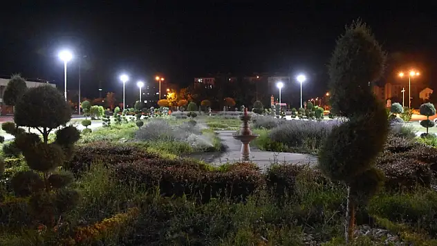 Kocasinan'ın çehresi değişiyor: Gece parlayan yeni yüz