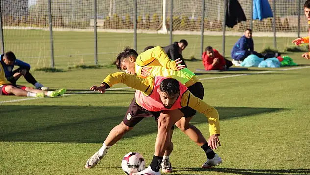 Kocasinan Şimşek, ilk maç için Diyarbakır'da olacak!