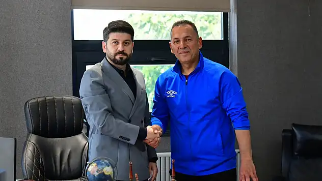 Kocasinan Şimşekspor'da yeni dönem başlıyor! Teknik kadro açıklandı