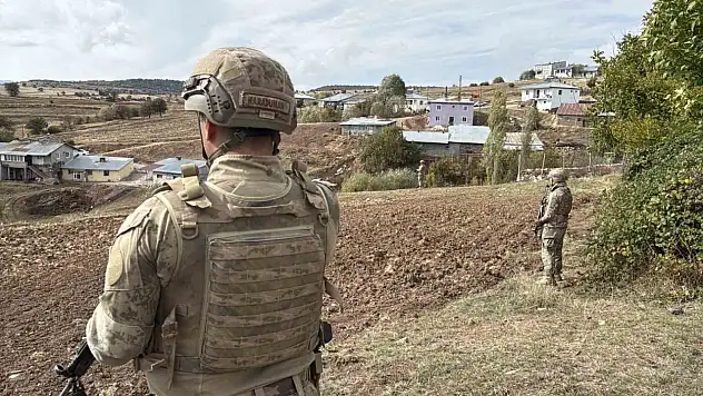 Sivas'ta firari jandarmaya ateşle karşılık verdi, yaralı şekilde yakalandı