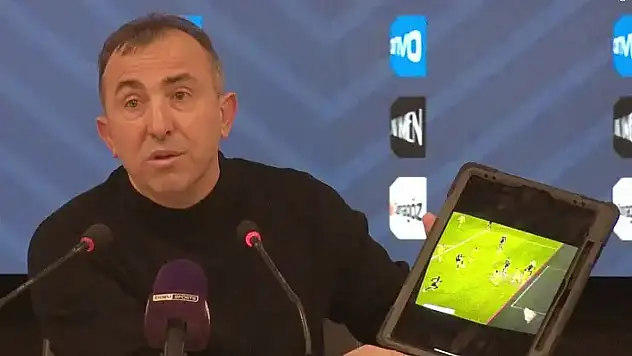 Konyaspor'da beklenen ayrılık! Recep Uçar dönemi resmen sona erdi!