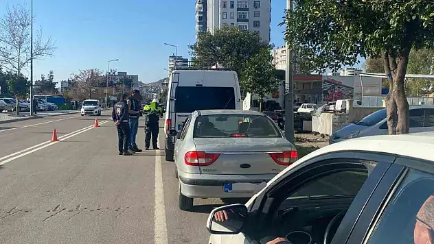 Aranan 3 şahıs yakalandı
