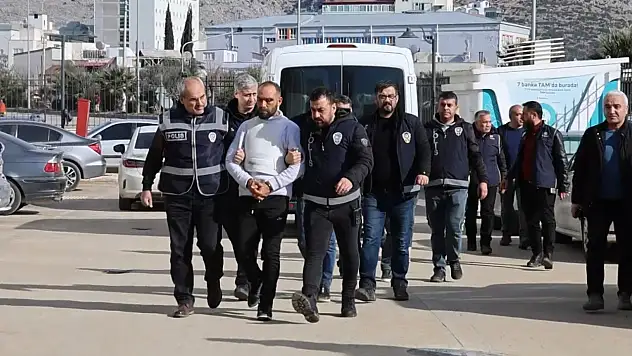 Adana'da büfe cinayeti: Kaçan şüpheliler yakalandı
