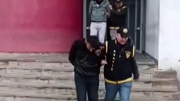 Kredi kartı limiti yükseltme vaadiyle milyonluk vurgun yaptılar: 2 şüpheli tutuklandı!