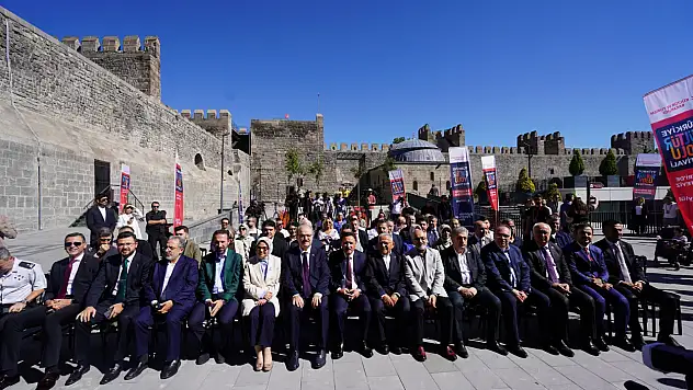 Kültür Yolu Festivali Kayseri'de Başladı: Açılış Tarihi Kalede Yapıldı
