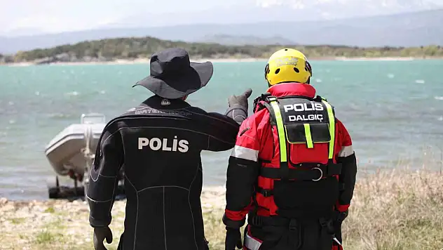 Kurbağa Adamlar, gece gündüz çalışıyor!