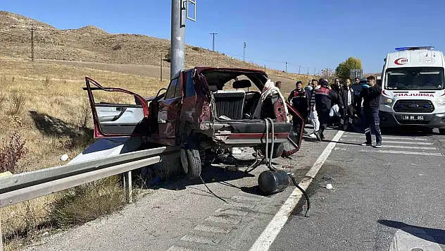 LPG tankının yerinden çıktığı kazada 10 kişi yaralandı