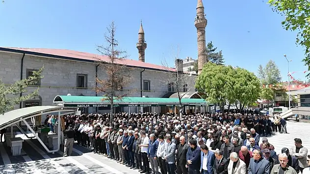 Mahmut Yayla son yolculuğuna uğurlandı...