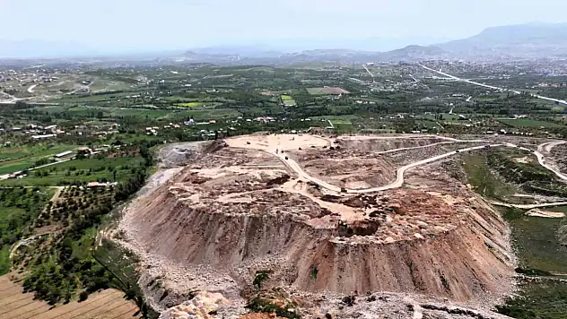 Malatya'da 'Deprem tepeleri' oluştu!