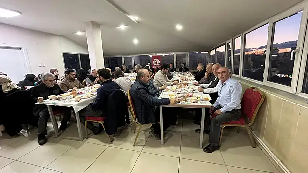 MAZLUMDER üyeleri birlikte iftar yaptı