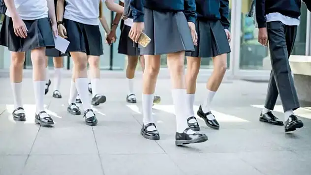 MEB'den açıklama geldi: Okullarda tek tip ayakkabı zorunlu mu olacak?