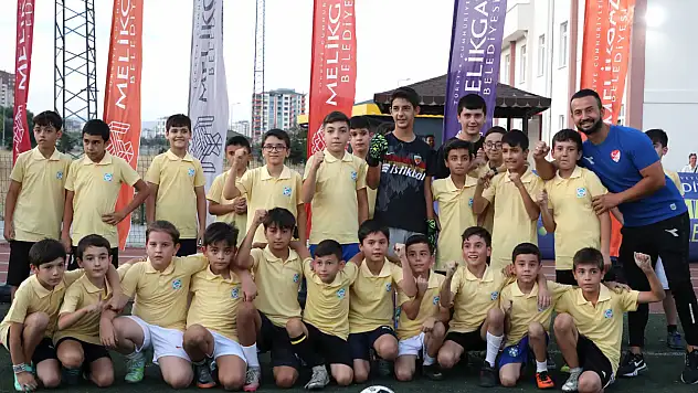 Melikgazi'de 10 bin çocuk yaz kurslarıyla hem öğrendi hem eğlendi