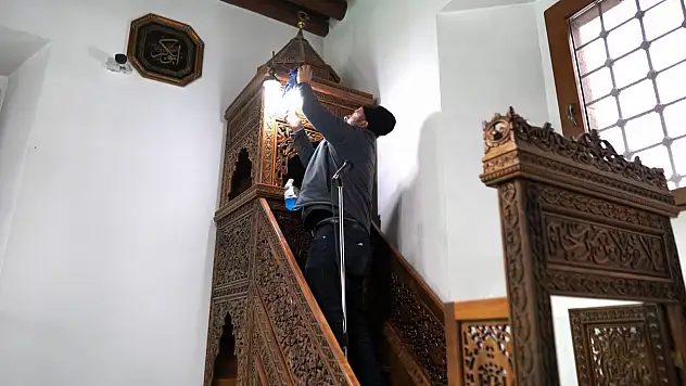 Melikgazi'de camiler Ramazan'a hazırlanıyor