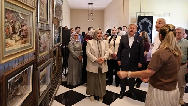 Melikgazi'de el emeği eserler görücüye çıktı