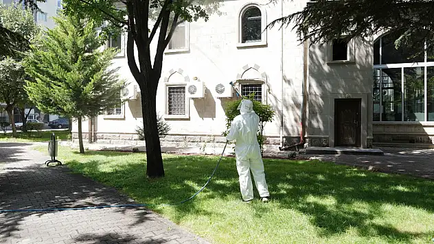 Melikgazi'de ilaçlama çalışması devam ediyor