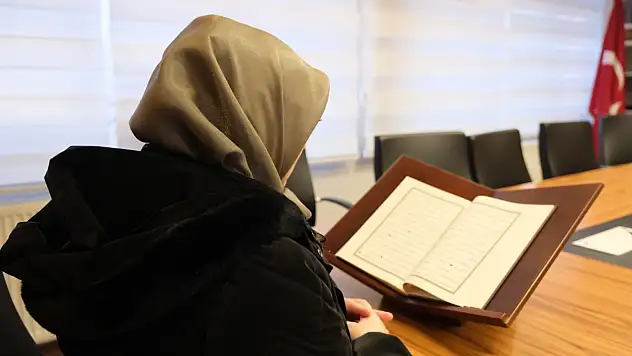 Melikgazi'de Kur'an-ı Kerim'i güzel okuma yarışması tamamlandı – Dereceye giren isimler açıklandı!