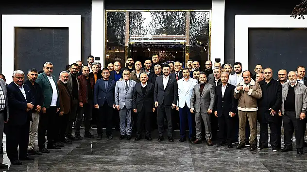 Memduh Büyükkılıç o buluşmada ne söyledi? Toplantının perde arkası!