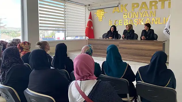 Meral Koşar, teşkilat üyeleriyle sahaya indi