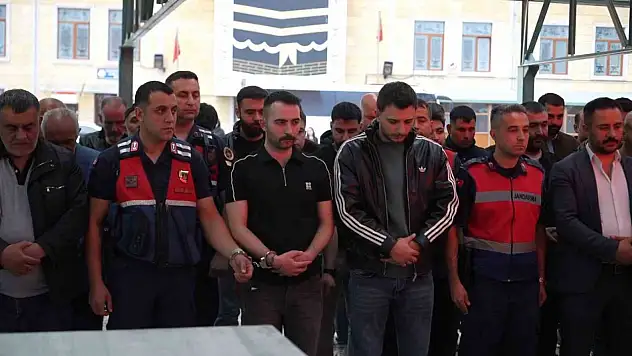 Mersin'de öldürülen tır şoförü Niğde'de toprağa verildi
