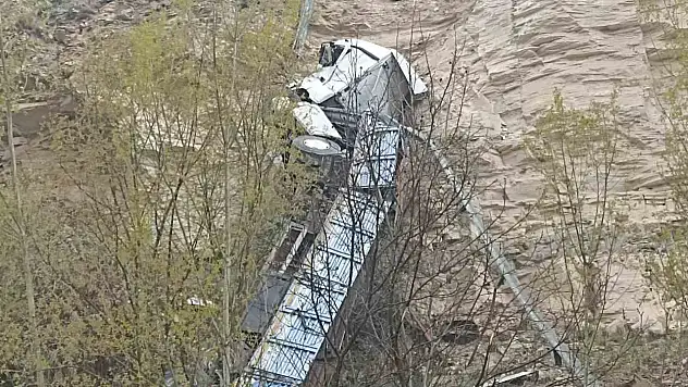 70 Metrelik Uçurumdan Yuvarlandı, Hafif Sıyrıklarla Kurtuldu