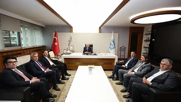 MHP heyetinden Büyükkılıç'a ziyaret