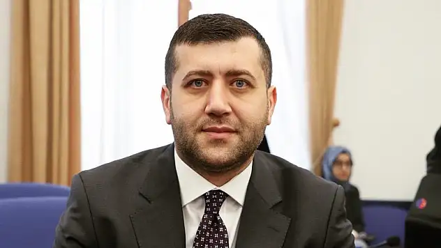 MHP'li Baki Ersoy'dan Kayserispor'a tam destek: Taraftara binlerce bilet hediye etti