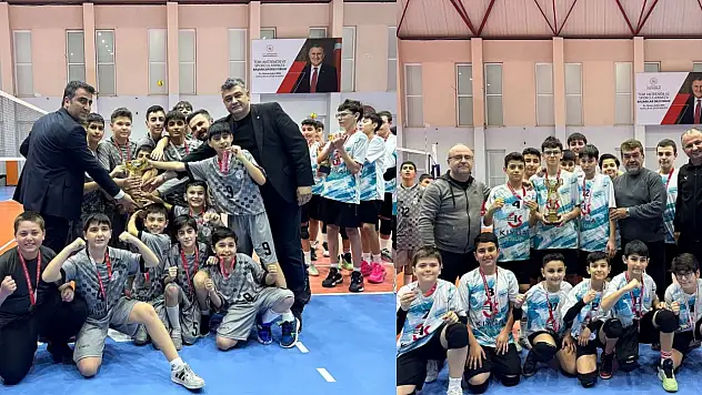 Midi Erkekler Süper Ligi voleybol müsabakaları sona erdi