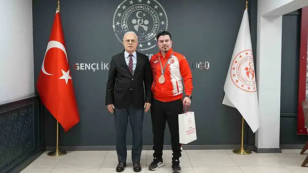 Milli karateci Kıroğlu'ndan 2026 yılı mesajı...