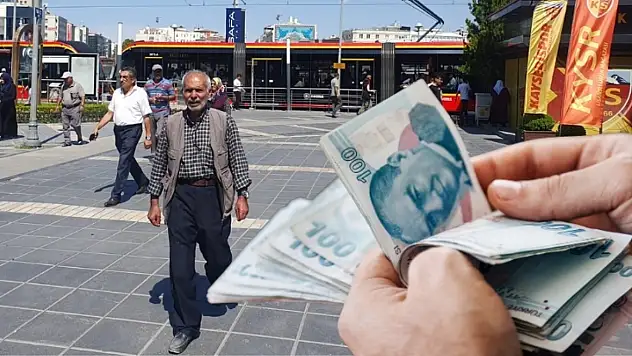 Milyonlarca emekli bekliyor: Bayram ikramiyesi ne zaman yatacak?