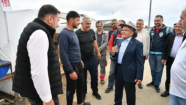 Mimarsinan Kurban Pazarı'nda hareketlilik başladı