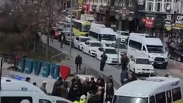 Kayseri'de minibüsten düşen yaşlı adam hayatını kaybetti!