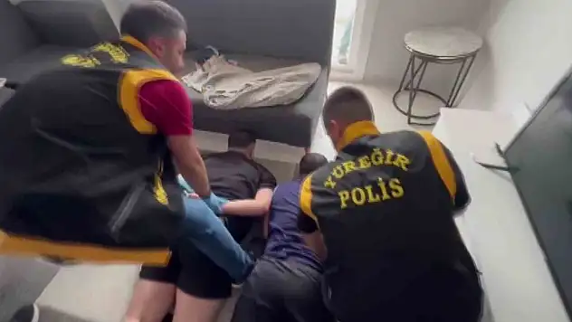 Adana'da 100 saatlik kamera kaydının incelenmesinin ardından yakalandı!