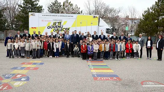 Miniklere 'Güvenli Gelecek' eğitimi