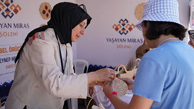 Miras şöleni komşu ilde yoğun ilgi gördü