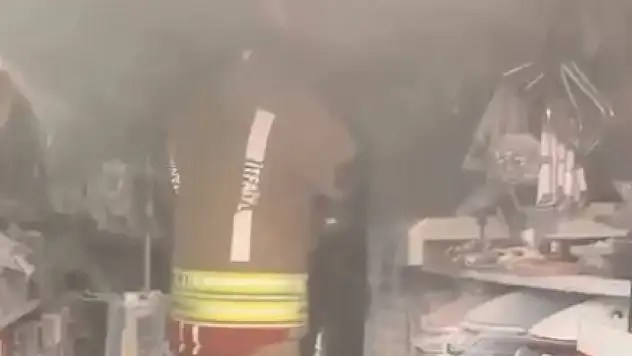 Motosiklet tamirhanesinde çıkan yangın söndürüldü!