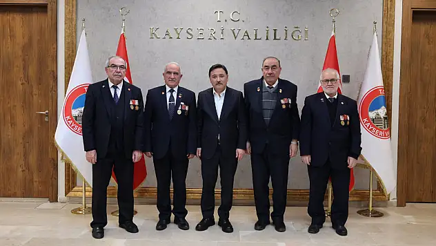 Muharip gaziler Vali Gökmen Çiçek'i ziyaret etti