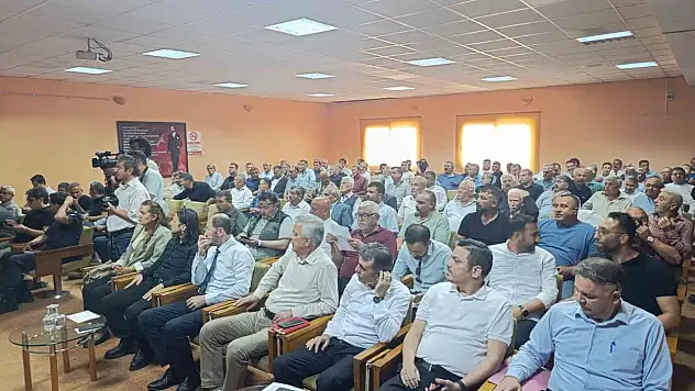 Muhtarlara, bağımlılıkla mücadele semineri verildi!