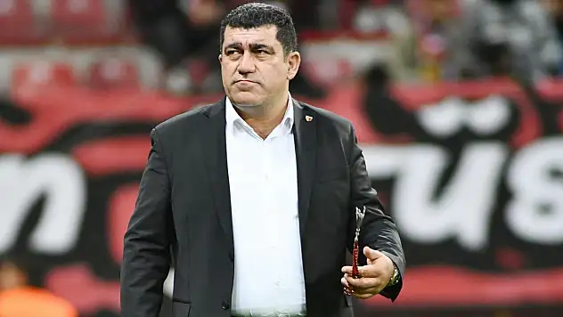 Müjdeli haber geldi! Kayserispor üçüncü transferi de Antalya kampına indiriyor