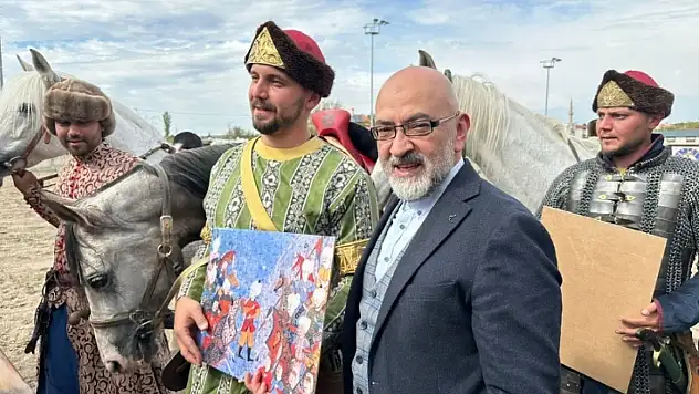 Murat Cahid Cıngı Kayseri'deki gösteriye övgü yağdırdı: 'Göz kamaştırıcıydı'