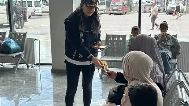 Narkotik ekiplerinden bilgilendirme çalışması devam ediyor