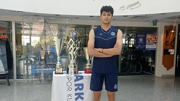 Nejat Efe Yavuz transfer oldu!