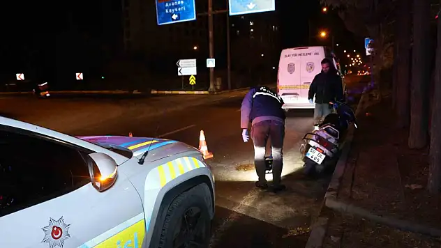 Devrilen motosikletin sürücüsü yaralandı