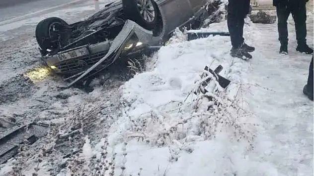 Nevşehir'de kontrolden çıkan otomobil takla attı