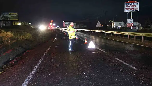 Nevşehir'de bozuk yollar valiyi yolda bıraktı