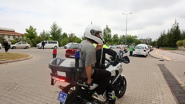 Nevşehir Emniyeti öğrencilerin yardımına yetişti!